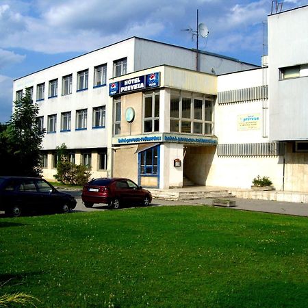 Hotel Preveza Spišská Nová Ves المظهر الخارجي الصورة